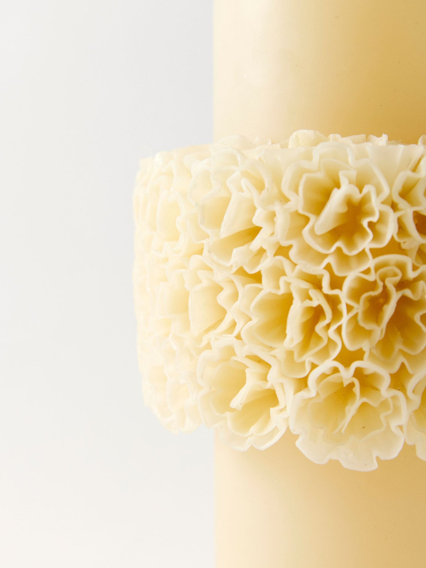 Casa Viviana Candle with Wax Floral Band