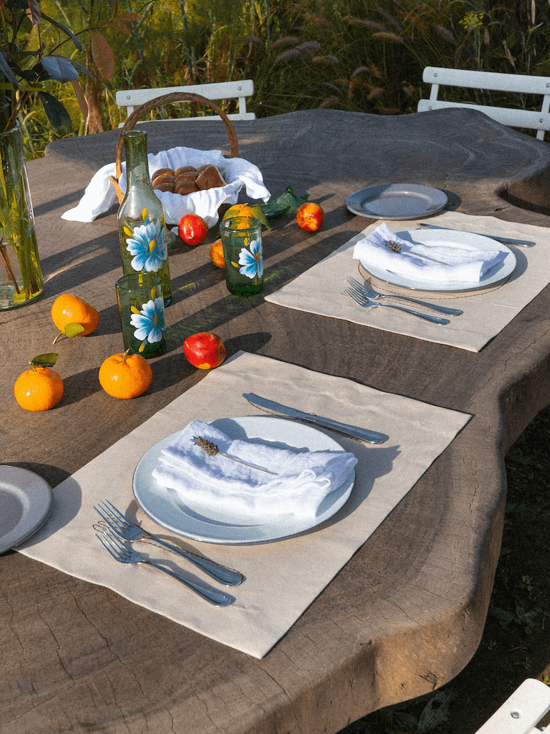 White Linen Napkins – Set of 6