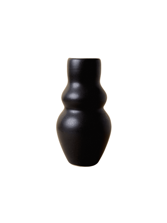 Diosa – Hand-Sculpted Ceramic Vessel (Charcoal Black)